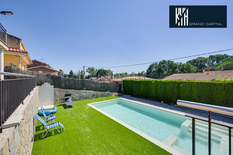Foto 17c218f8-d2f4-4bac-a005-660d79a8543e. Casa amb calefacció aparcament piscina a Caldes de Malavella