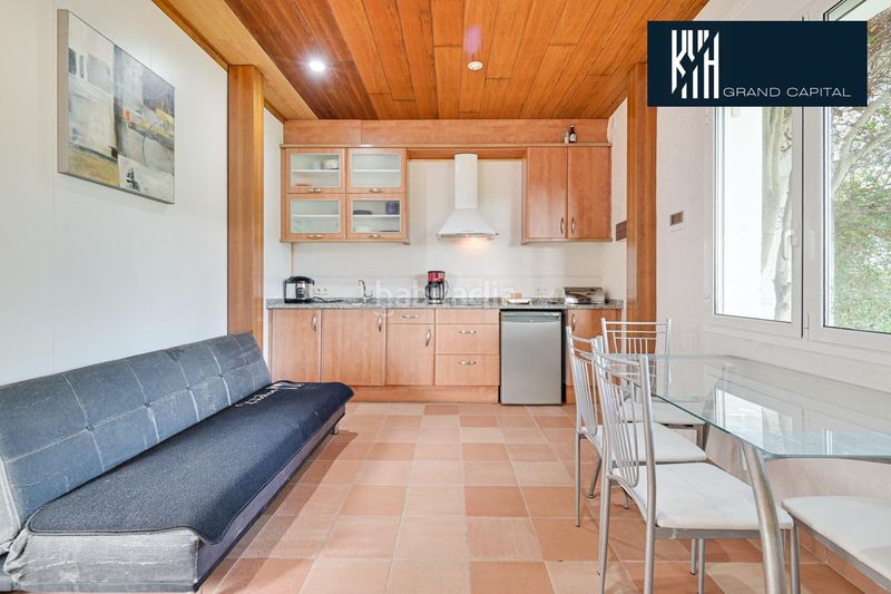 Foto 018a6104-3852-49e8-a59f-d155f471b068. Casa amb calefacció aparcament piscina a Canyelles Lloret de Mar