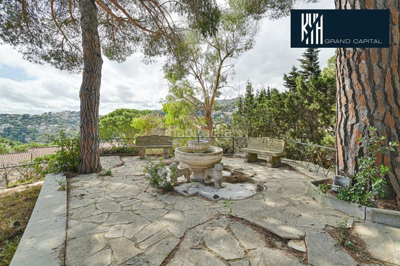 Foto 413787c4-d1ee-4dfc-b19f-63fc165641cc. Casa amb calefacció aparcament piscina a Canyelles Lloret de Mar
