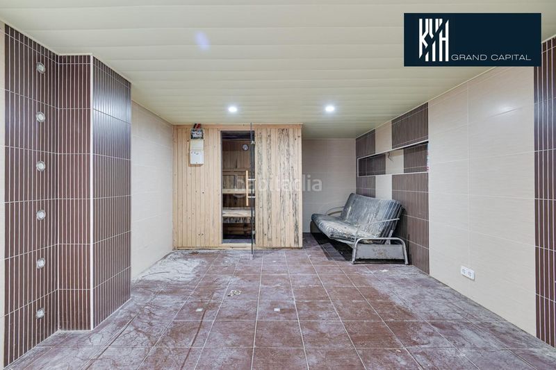 Foto 415e08b8-40c9-4eda-9f6a-1ffe1ab2fba8. Casa amb calefacció aparcament piscina a Canyelles Lloret de Mar