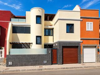 Chalet  Calle tabares. Oportunidad de chalet de diseño y amueblado