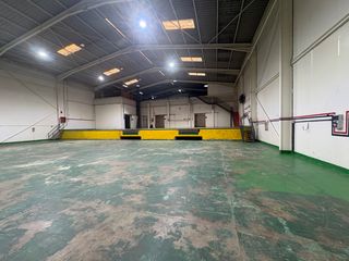 Industrial building in Calle Morera 10-12