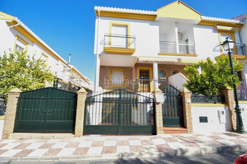 Foto f70b15a2-14b8-4930-9885-da58c2f46ba0. Casa a Cájar