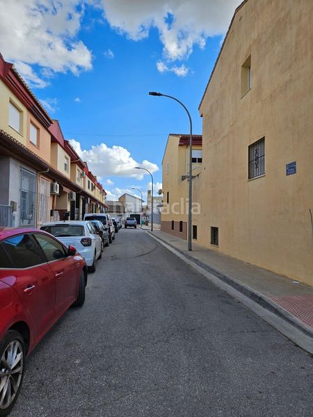 Foto c1250e42-edbb-43a4-8d2e-cd206482c5ea. Casa amb aparcament a Santa Fe