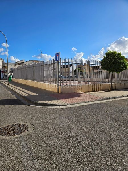 Foto c2ec6cfc-2326-486e-8318-2891d6df0391. Casa amb aparcament a Santa Fe