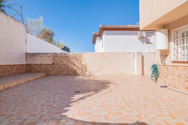 Foto c62a63d2-3e1b-4b9b-86cc-f42533e2dd28. Maison dans Jun