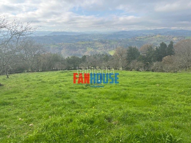 Foto 9293960c-82d0-4391-9558-b0d305bf61e1. Terreny residencial a Huerces Gijón