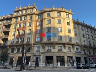 Pis a Centro. Piso en venta en centro, 6 dormitorios.