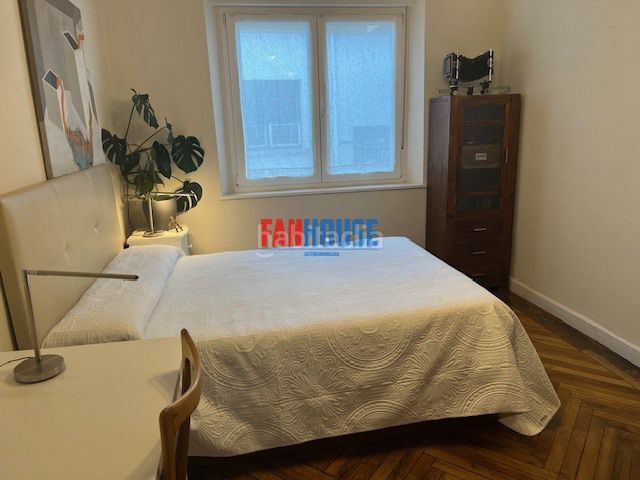 Foto b5e5c91e-2877-4f7e-81af-896c3f824437. Flat with heating in Centro Gijón