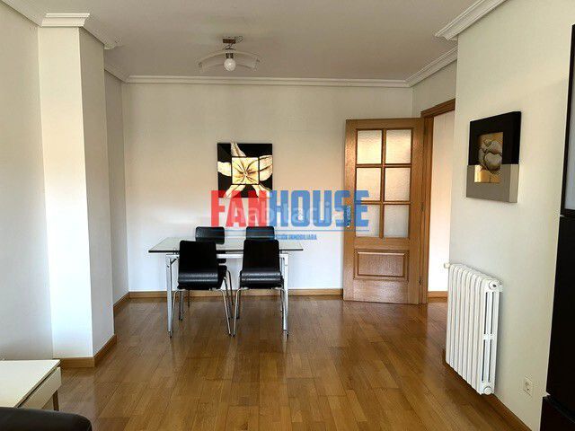 Foto 1ecf2a23-2ae6-41c6-98bf-8e27909d4896. Rent flat with heating parking in Viesques Gijón