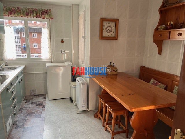 Foto 14938d84-5574-4791-b0f1-0774a6f0ae9c. Pis amb calefacció a El Polígono Gijón