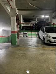 Miete Autoparkplatz in Carrer de salvador busquets 25