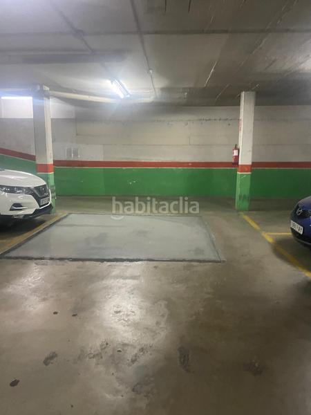 Foto 91d87a70-0701-42b3-b036-8190f30435f0. Miete autoparkplatz in carrer de salvador busquets 25 in Terrassa