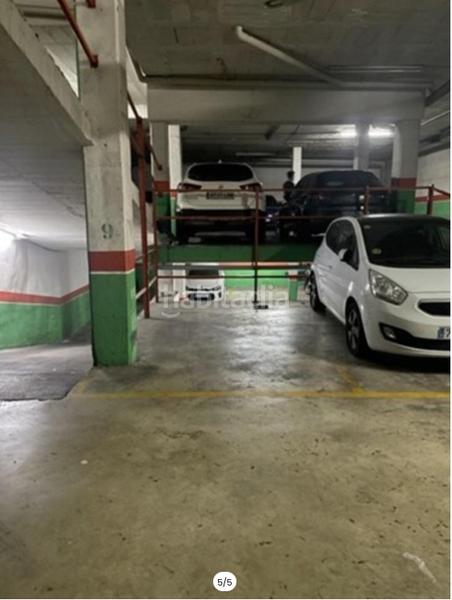 Foto 9855b184-8cdf-45c5-8c58-13f574186fd3. Miete autoparkplatz in carrer de salvador busquets 25 in Terrassa