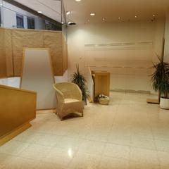 Location Local commercial  N/a. Local de unos 81 m2 en pleno centro peatonal de la ciudad, justo