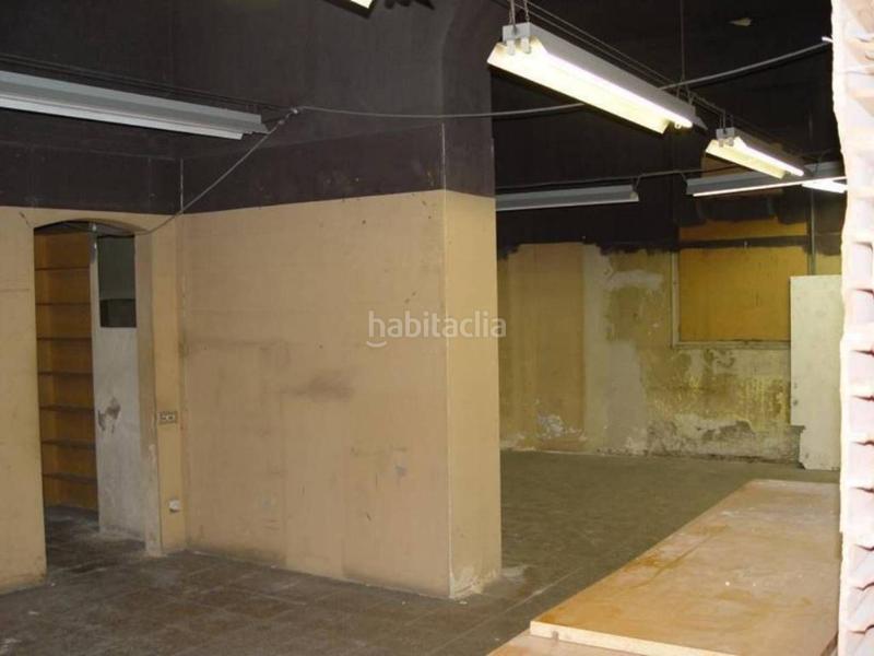 Foto 3a1baf74-f32c-4801-a313-20fbb00bd69e. Rent business premise in Barri del Centre Terrassa