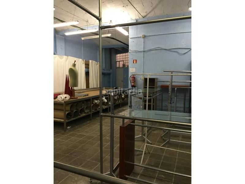 Foto a0374f0f-5b0b-49c1-b8fa-a8bd5ec3577e. Lloguer local comercial a Barri del Centre Terrassa