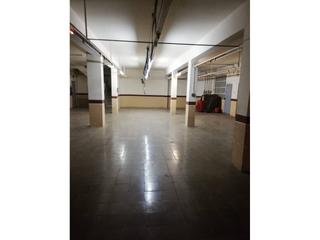 Lloguer Local Comercial a Carrer d'alexander bell 91. Local de 1.200 m2 repartidos en 4 salas