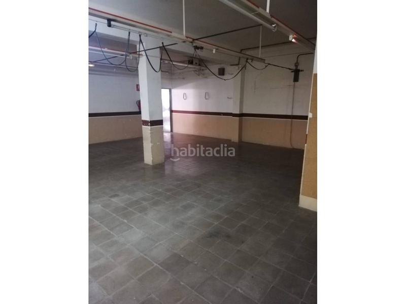 Foto c90dc4dd-77ba-42a8-83eb-ec119761bdce. Location local commercial dans carrer d'alexander bell 91 dans Terrassa