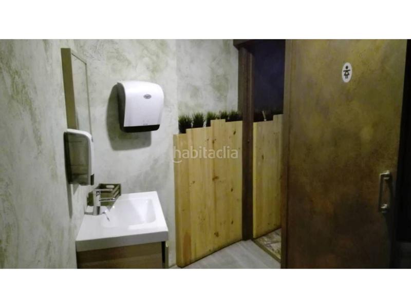 Foto 89b1b911-2972-4ce5-b5ef-c64680f7c878. Pas-de-porte local commercial avec chauffage dans Barri del Centre Terrassa