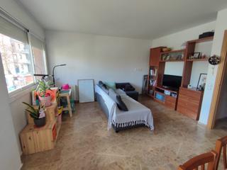 Etagenwohnung  Avinguda de l'abat marcet. Pis 2 habitacions a abat marcet