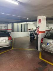 Car parking in Avinguda de l'abat marcet 351. Parking en venda