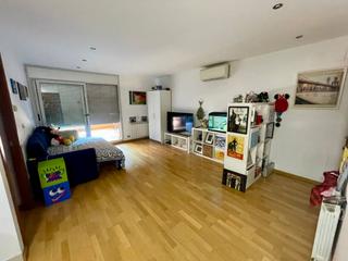 Planta baja  Carrer de ramón y cajal. Planta baixa amb terrassa a la venda!