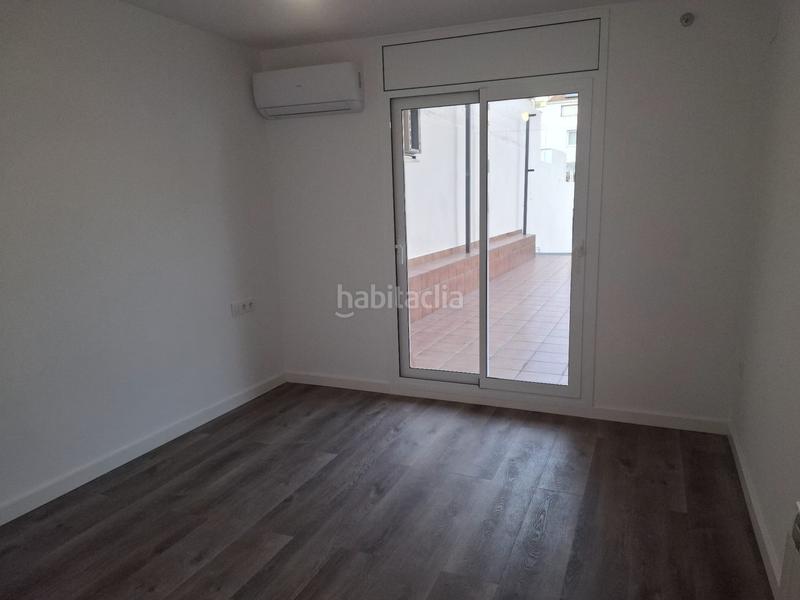 Foto 0f9440f4-bb1a-4b73-a47f-43433daa67cc. Flat with fireplace heating pool in Ca n'Aurell Terrassa