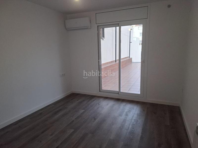 Foto a1bfb56f-32d1-4626-a724-9b82c65f397b. Flat with fireplace heating pool in Ca n'Aurell Terrassa