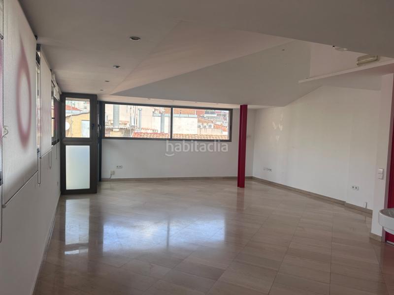 Foto 3c6a551f-0c93-46f5-bde6-d3c690a5c0af. Lloguer local comercial a Barri del Centre Terrassa