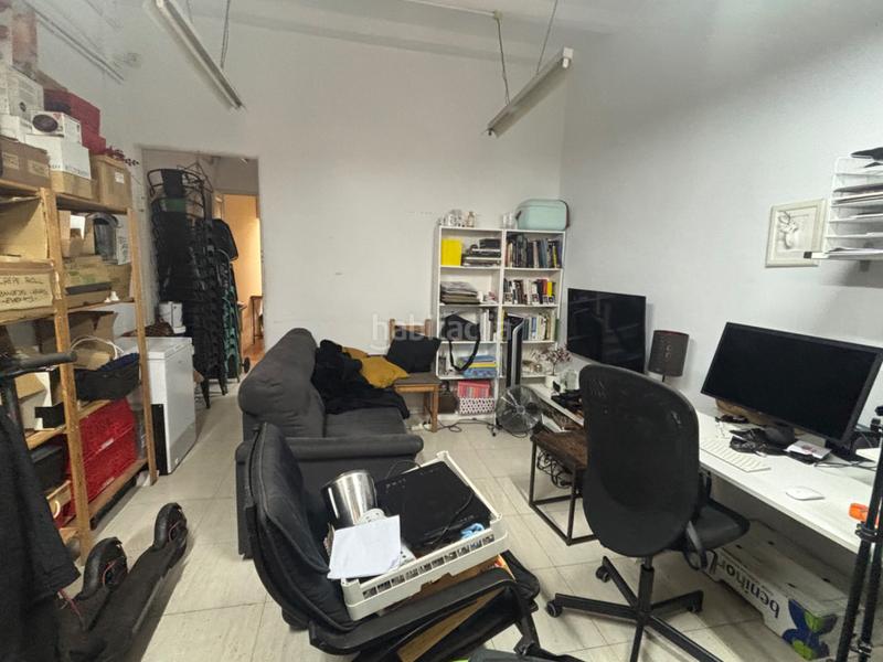 Foto be9c4167-9e0e-4a9d-b844-1c46d48ee339. Traspàs local comercial a Barri del Centre Terrassa