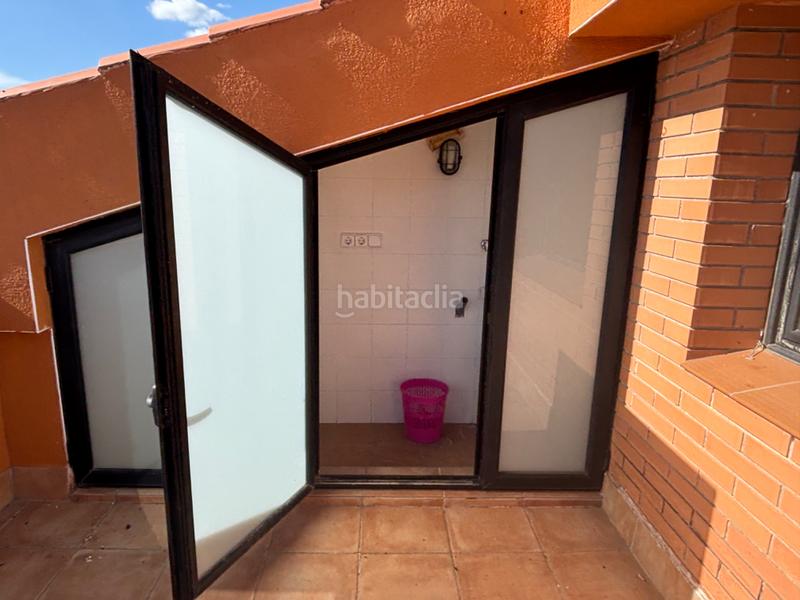 Foto 2381b107-fba8-4357-bf73-666f3535077d. Duplex avec chauffage parking dans La Cogullada Terrassa