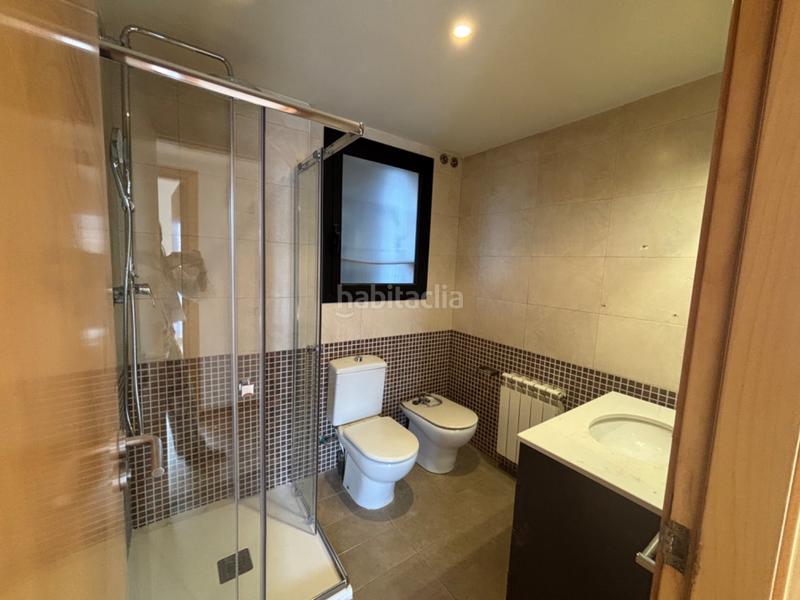 Foto 2be3a4f1-1966-4509-858e-3835b8d21f50. Duplex avec chauffage parking dans La Cogullada Terrassa