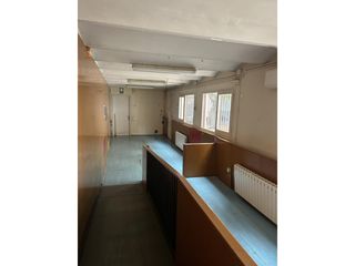 Casa  Carrer del pantà. Casa señorial en venta a reformar en el centro de terrassa