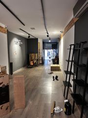 Lloguer Local Comercial  Carrer de la font vella. Local comercial en alquiler junto a plaça vella – centro de terr