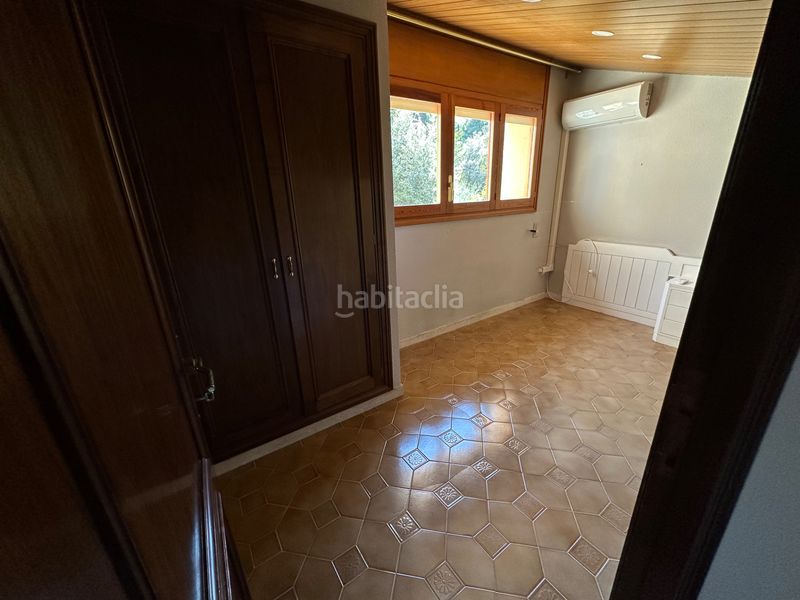 Foto d5e9a5ad-2cdb-43a5-aa7d-c6263b7bc565. Casa amb aparcament a Matadepera