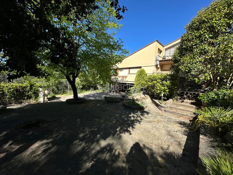 Foto efd0f8f2-a83a-4111-b646-4612b0eb9758. Casa amb aparcament a Matadepera
