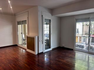 Lloguer Pis  Rambla d'ègara. Amplio piso en venta en pleno centro de terrassa con terraza