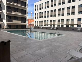 Affitto Appartamento in Avinguda de jaume i 241. Piso en alquiler de obra nueva, comunidad con piscina, coworking