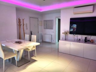 Location Appartement  Carrer 21. Piso amplio y práctico