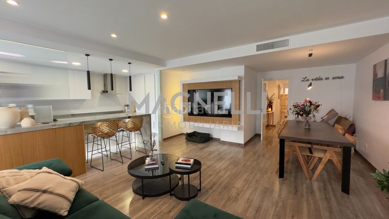 Foto 4e2a12c3-668e-4170-85c5-a82bcebdbb77. Flat with parking in Centro Elda