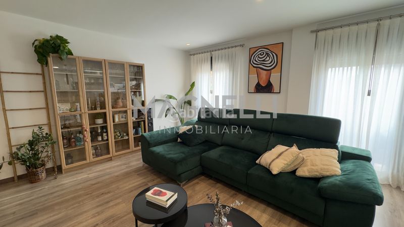 Foto 4e625591-652e-4f25-bb9d-15150a308e11. Flat with parking in Centro Elda