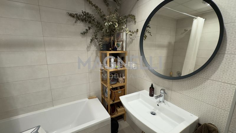 Foto 636c18cd-2ce6-4886-8346-6313fa877fa2. Flat with parking in Centro Elda