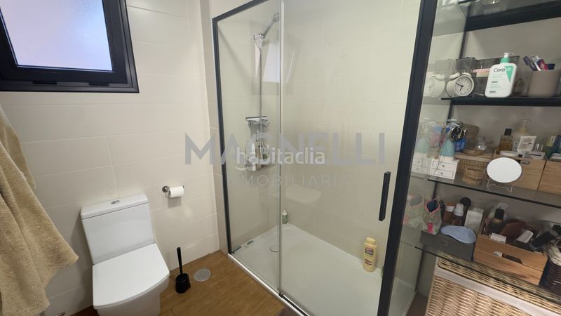 Foto 744390a2-9496-41dc-a8af-3874b37dd757. Flat with parking in Centro Elda