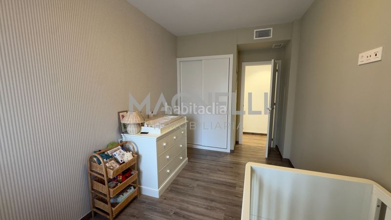 Foto 89e78560-704b-438f-94aa-6035c6f2d743. Flat with parking in Centro Elda