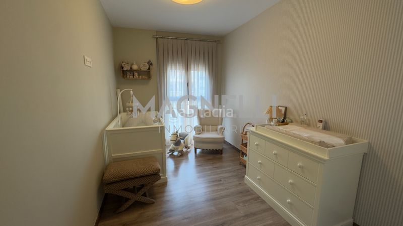 Foto b4535b57-e622-48ad-96fc-aeb7059fe708. Flat with parking in Centro Elda