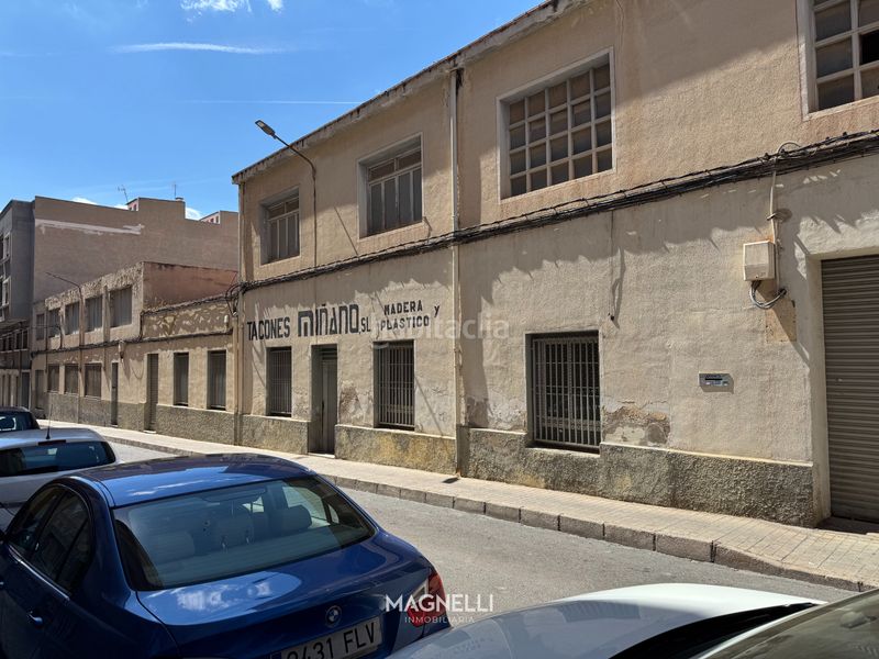 Foto 658bd237-8d35-4d0c-83dd-8da771b69104. Nau industrial a Plaza de Toros-Avenida Chapí-Trinquete Elda