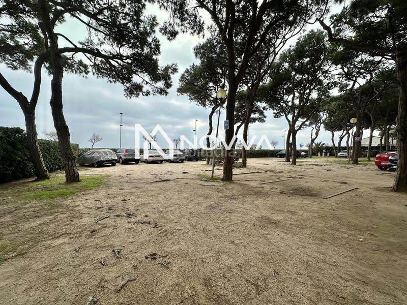 Foto c3fa78ee-c049-49c3-b31a-8422966cc13a. Planta baixa a Els Pins Blanes