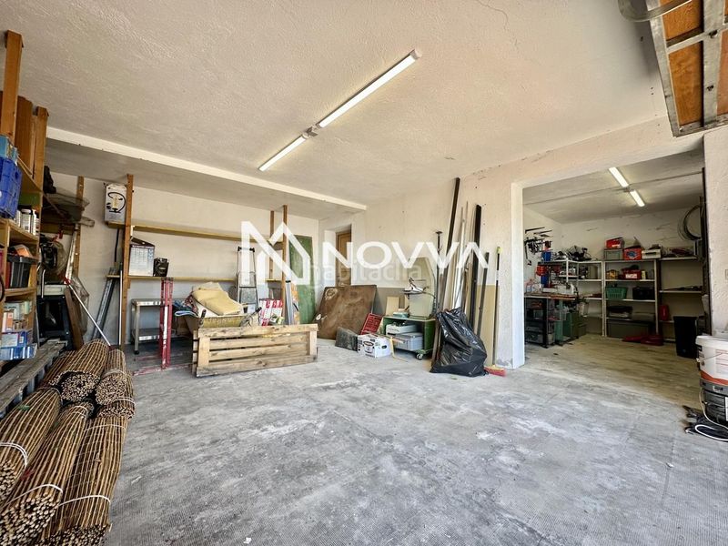 Foto 0b4adf27-a336-4e71-80a2-cbe81caf1fc7. Casa amb piscina a Canyelles Lloret de Mar