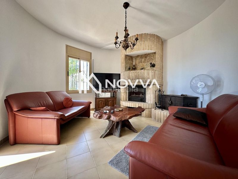 Foto 2c88bf00-6b8f-4399-8434-9129034426a0. Casa amb piscina a Canyelles Lloret de Mar